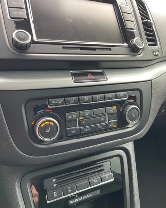 Volkswagen Sharan cena 49900 przebieg: 181808, rok produkcji 2011 z Nysa małe 781